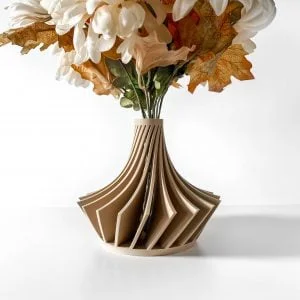 The Kario Short Vase: A Touch of Modern Elegance for Your Botanical Dreams